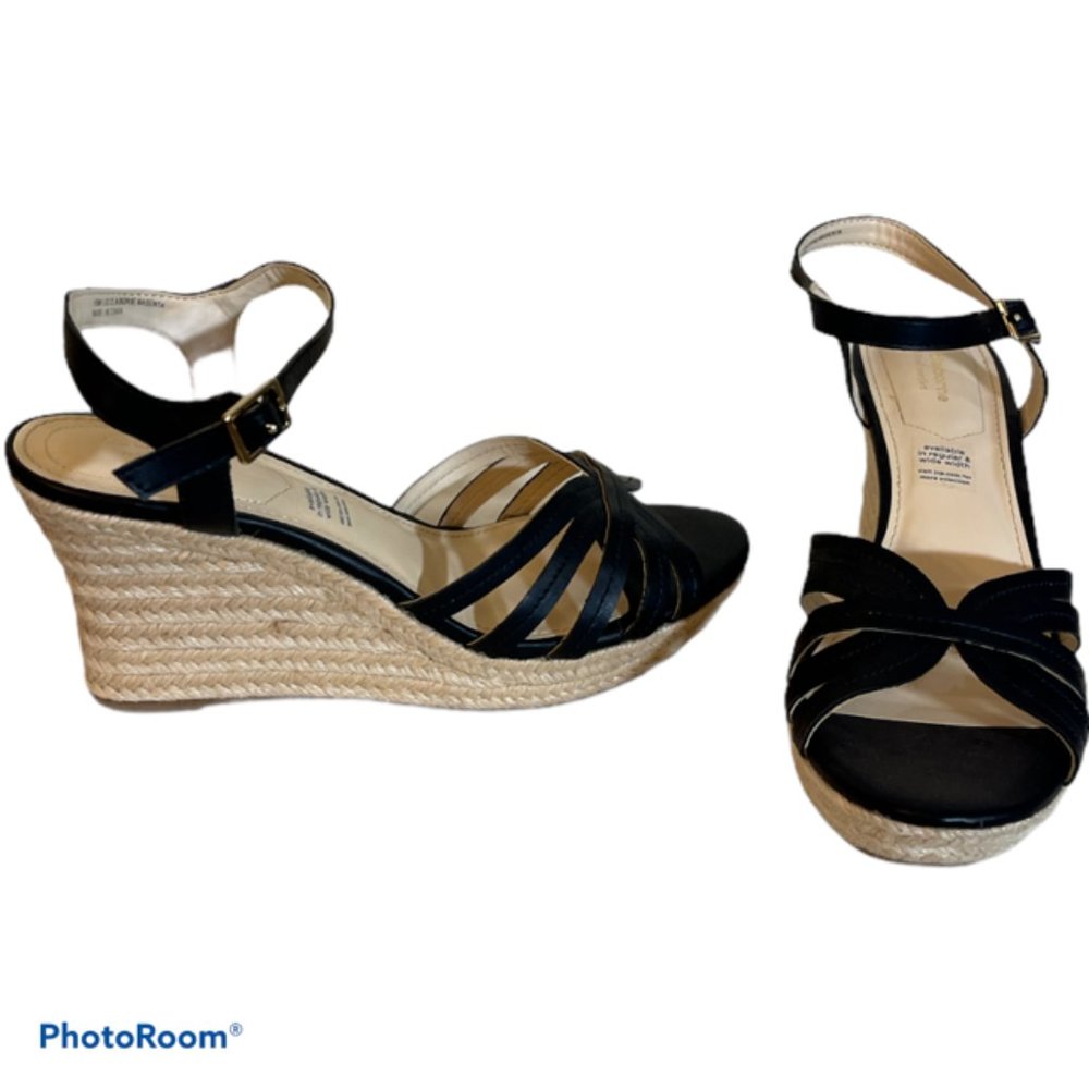 Liz Claiborne Refined Comfort Wedge Heels